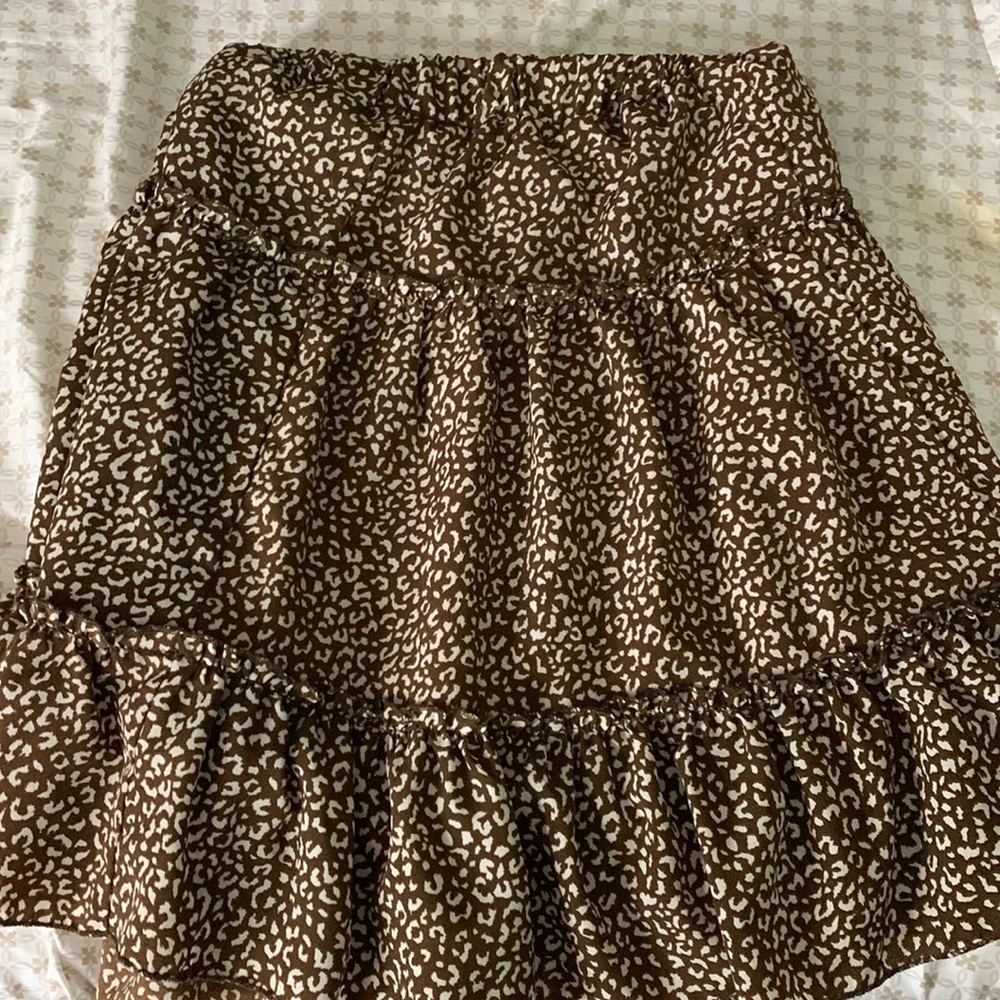 Cheetah print mid skirt